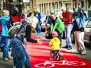 Aktion Roter Teppich des Radentscheid Stuttgart